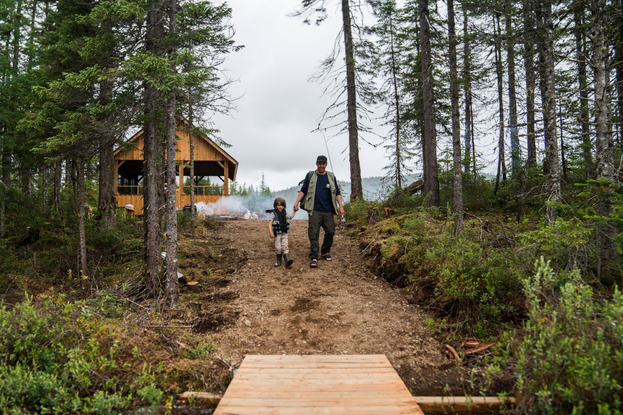 Le guide complet de vie et survie en forêt N.E.