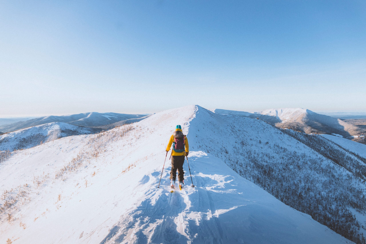 Discovering backcountry skiing in Gaspésie - Sépaq