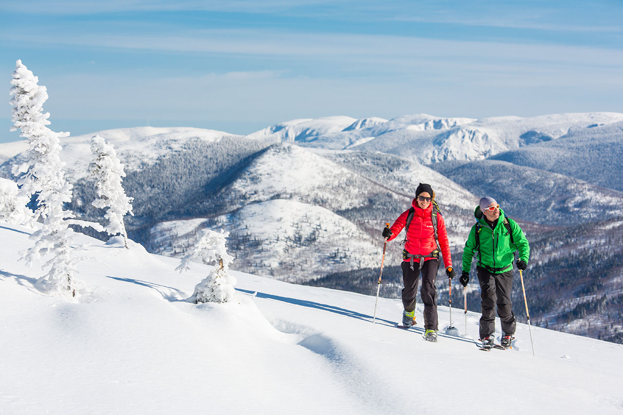 Discovering backcountry skiing in Gaspésie - Sépaq